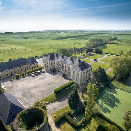 Hotel Du Chateau De Quinéville エクステリア 写真
