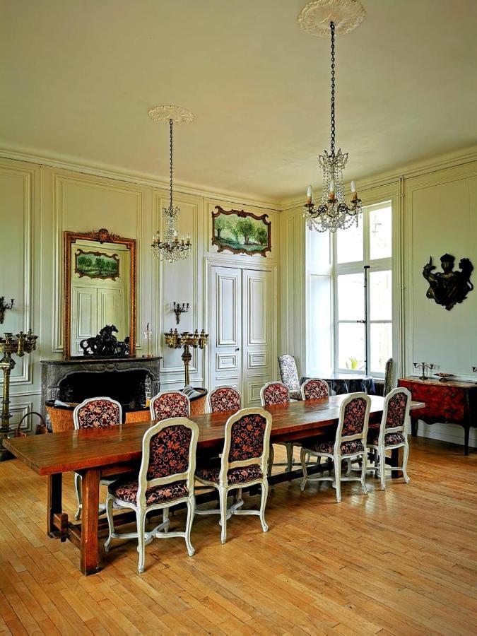 Hotel Du Chateau De Quinéville エクステリア 写真