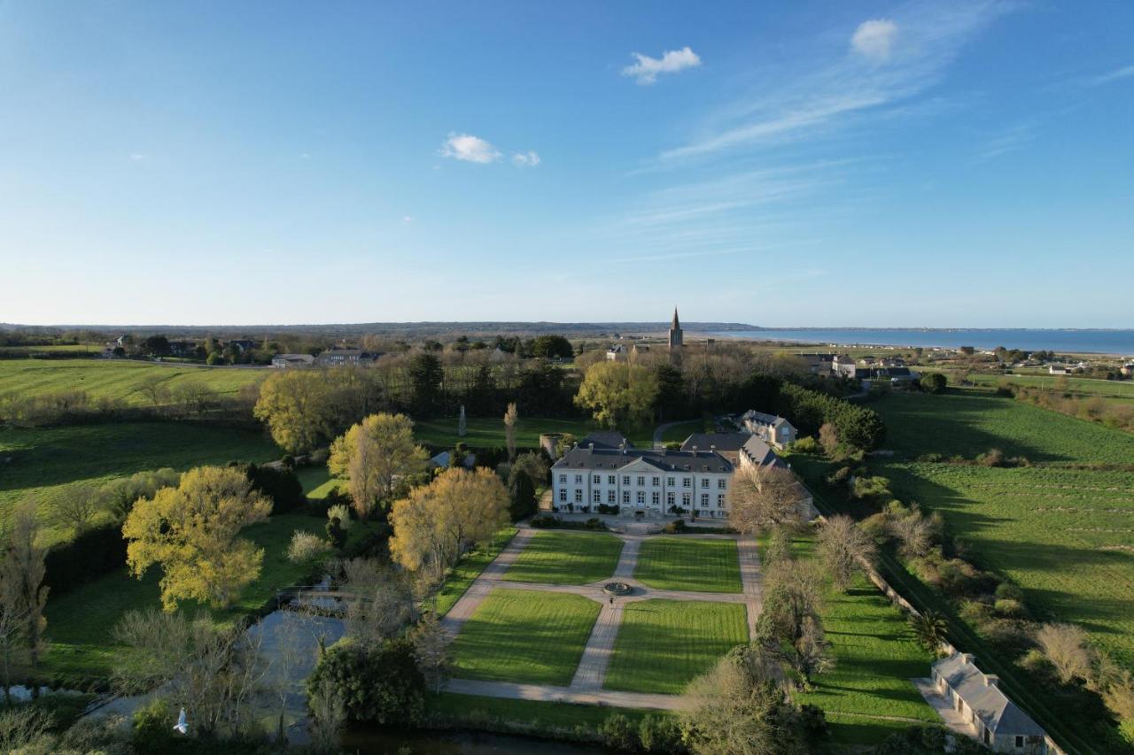 Hotel Du Chateau De Quinéville エクステリア 写真