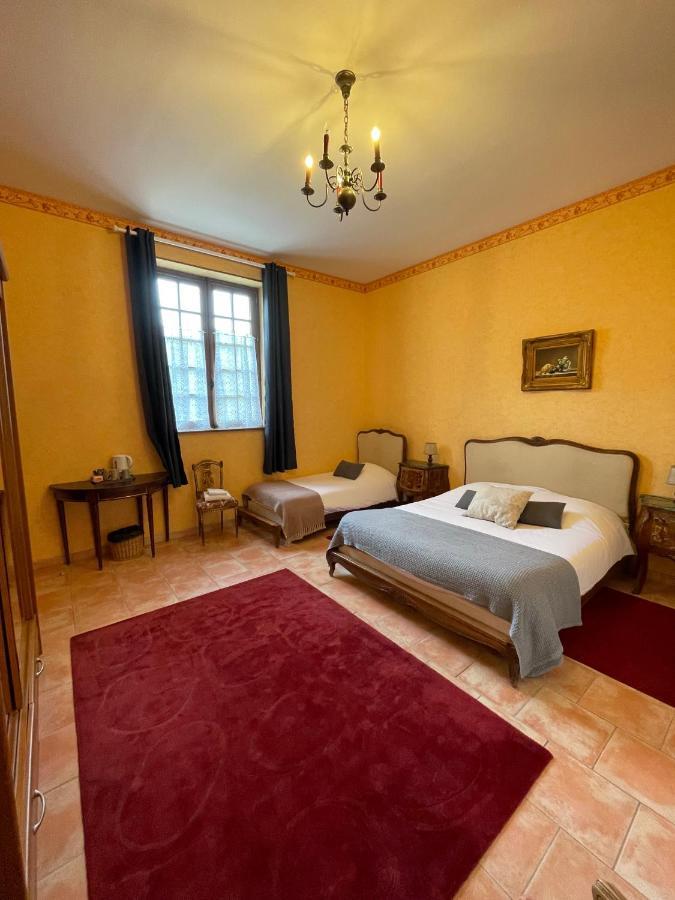 Hotel Du Chateau De Quinéville エクステリア 写真