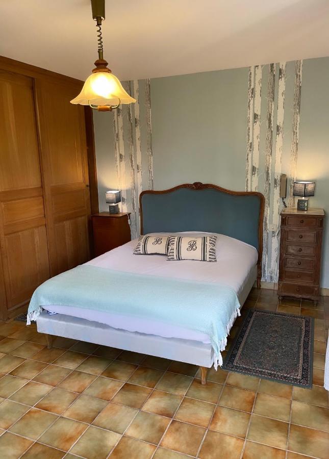 Hotel Du Chateau De Quinéville エクステリア 写真